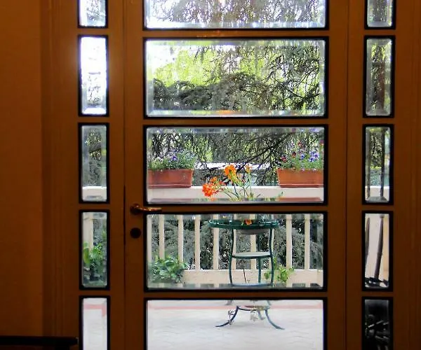 住宿加早餐酒店 Adele